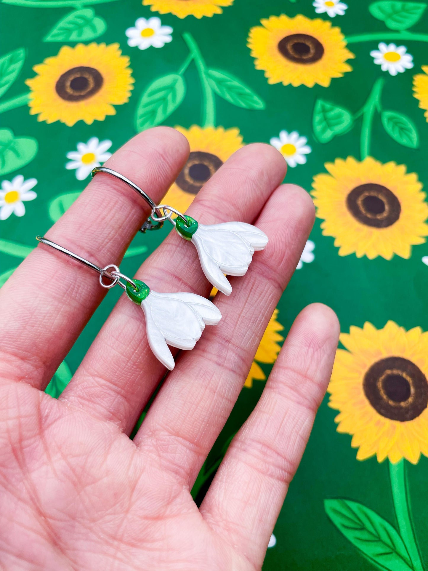 Medium White and Green Glitter Marble Acrylic Snowdrop Dangle Earrings or Necklace – Hypoallergenic Stainless Steel