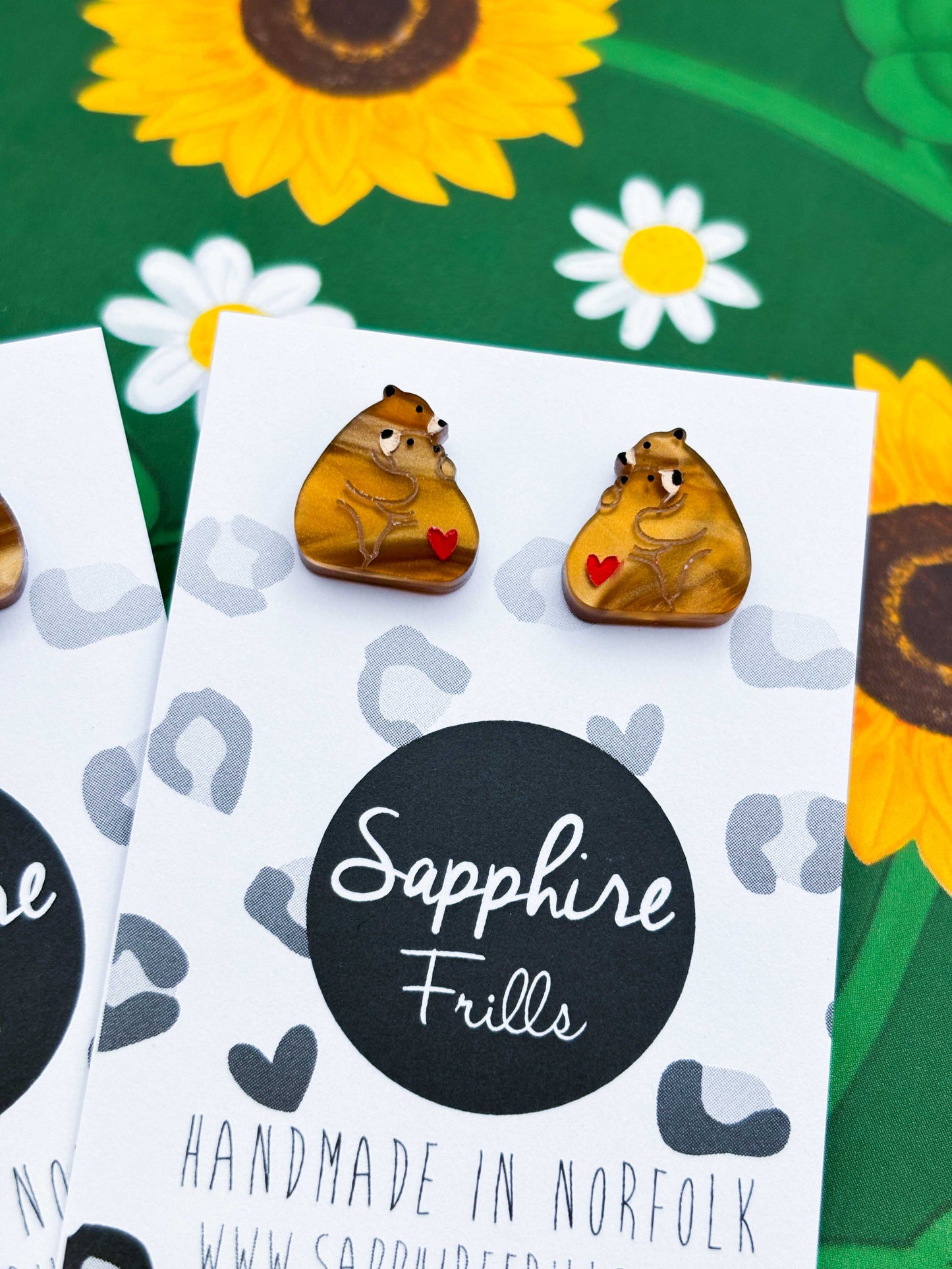 Small Copper Marble Bear Hug with Heart Studs – Hypoallergenic Stainless Steel