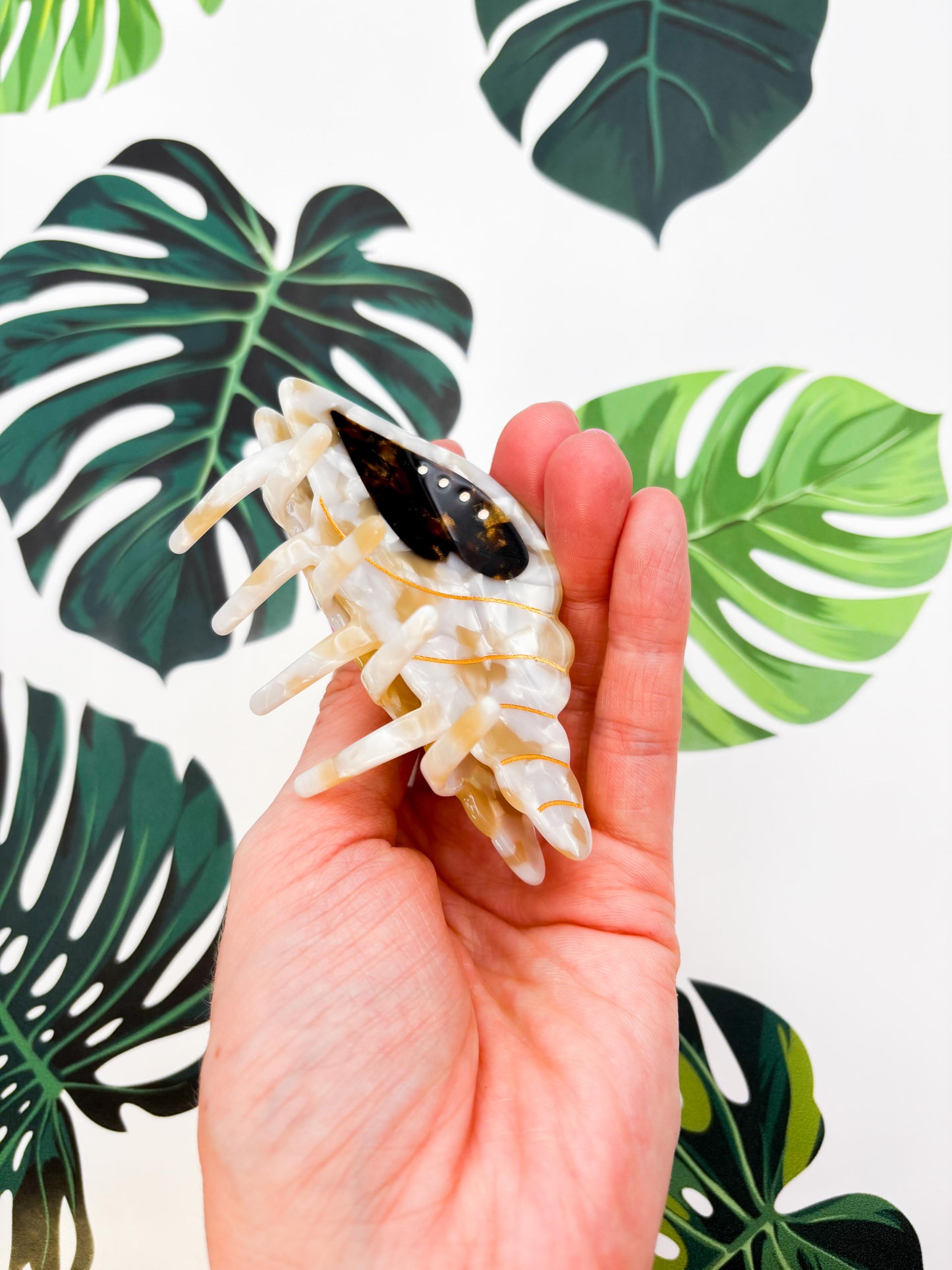 Large Metallic Beige and White Conch Shell Claw Clip