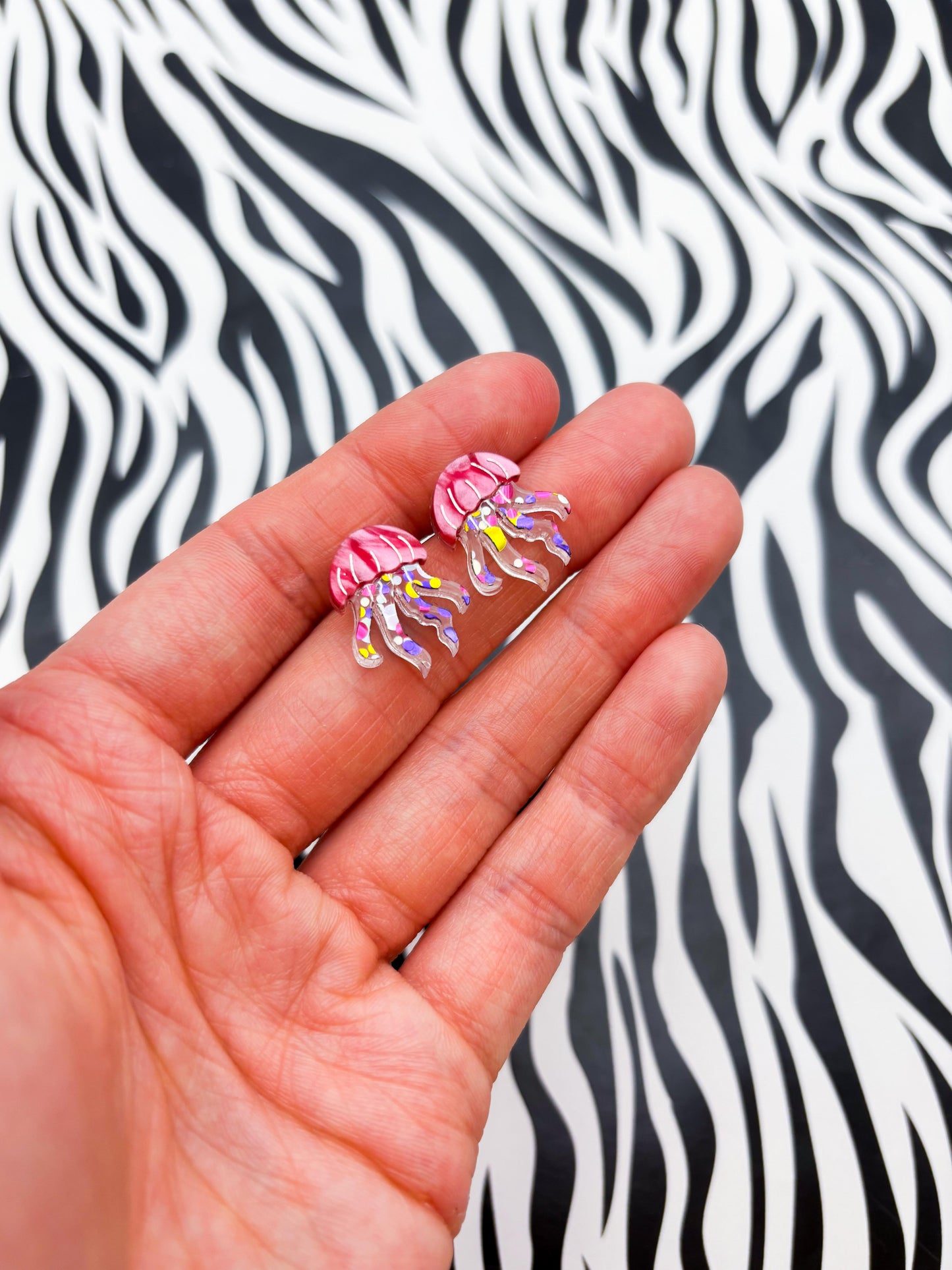 Small Hot Pink Marble and Confetti Acrylic Jellyfish Stud Earrings – Hypoallergenic Stainless Steel