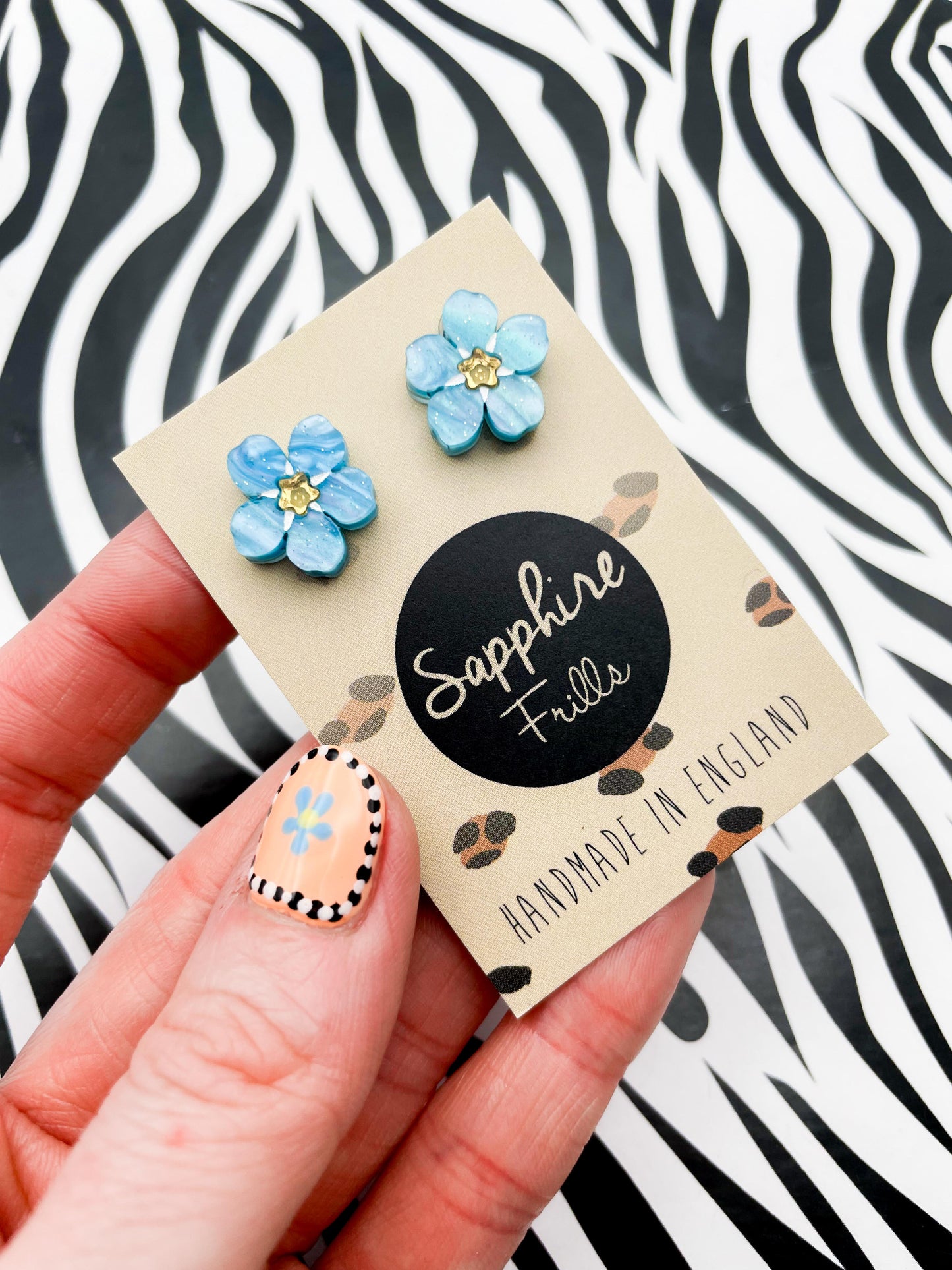 Small Sky Blue Glitter Marble Flower Stud Earrings – Forget Me Not – Hypoallergenic Stainless Steel
