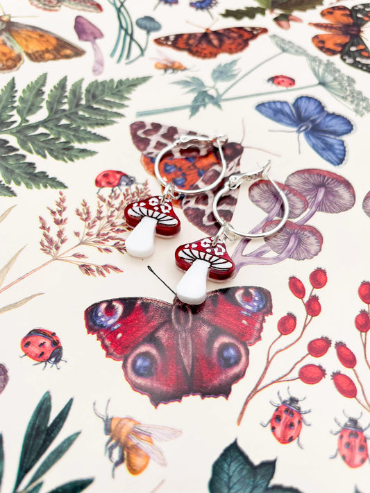 Medium Red and White Marble Acrylic Leopard Print Mushroom Dangle Earrings from Sapphire Frills