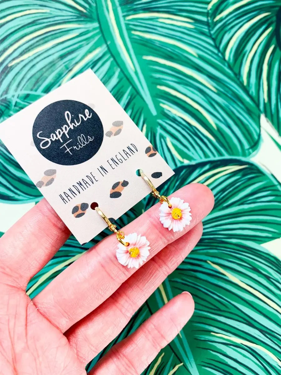 Small White and Pink Daisy Stud Earrings from Sapphire Frills