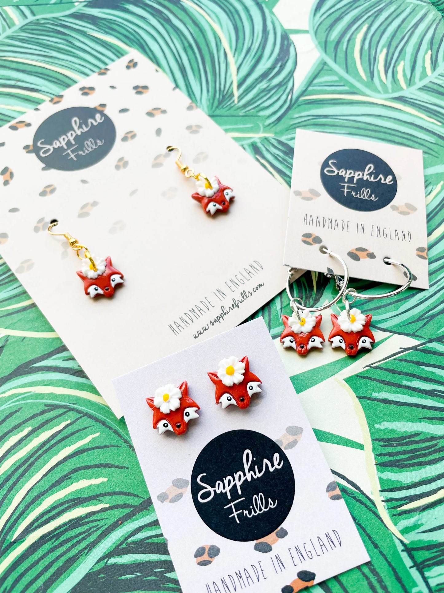 Small White and Yellow Daisy Fox Head Stud Earrings from Sapphire Frills