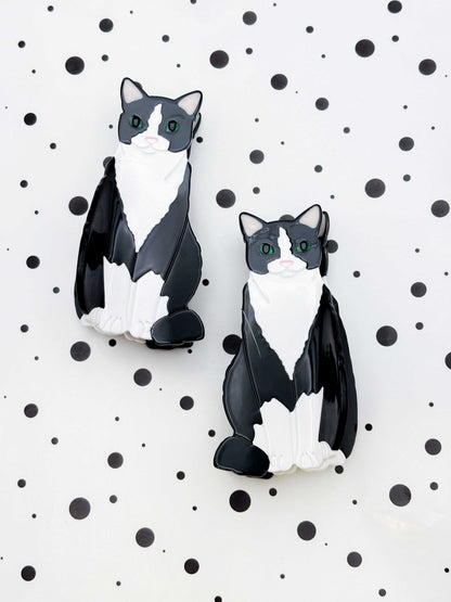 Medium Tuxedo Cat Claw Clip