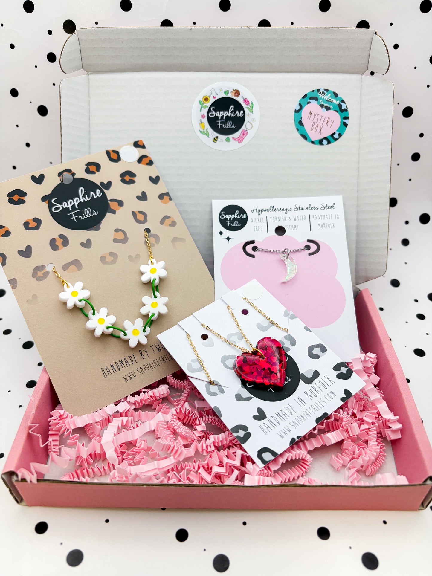 'THE NECKLACE EDIT' MYSTERY BOX