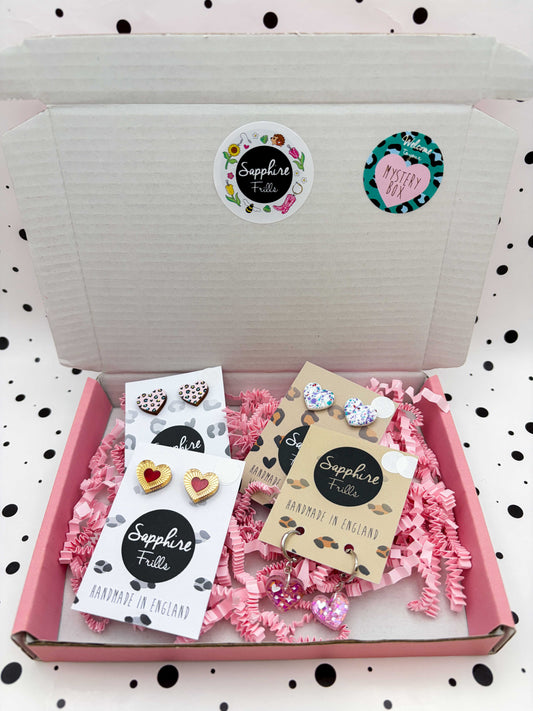 SMALL ‘LOVE STRUCK’ MYSTERY BOX