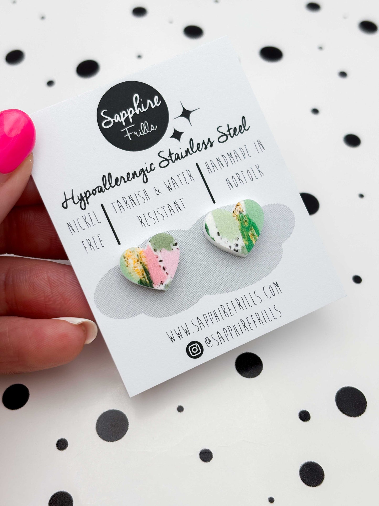 Small Green & Pink Jungle Smudge Heart Stud Earrings – Hypoallergenic Stainless Steel