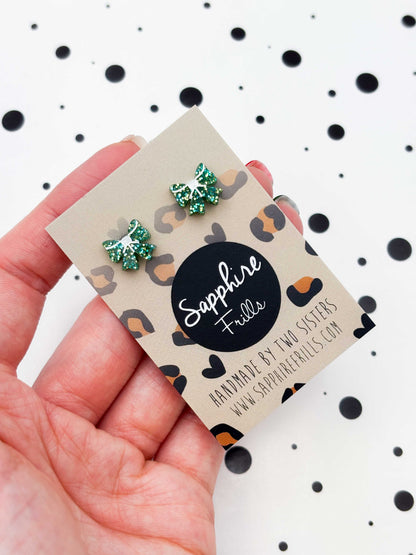 Mini Green Glitter Acrylic Bow Studs – Hypoallergenic Stainless Steel