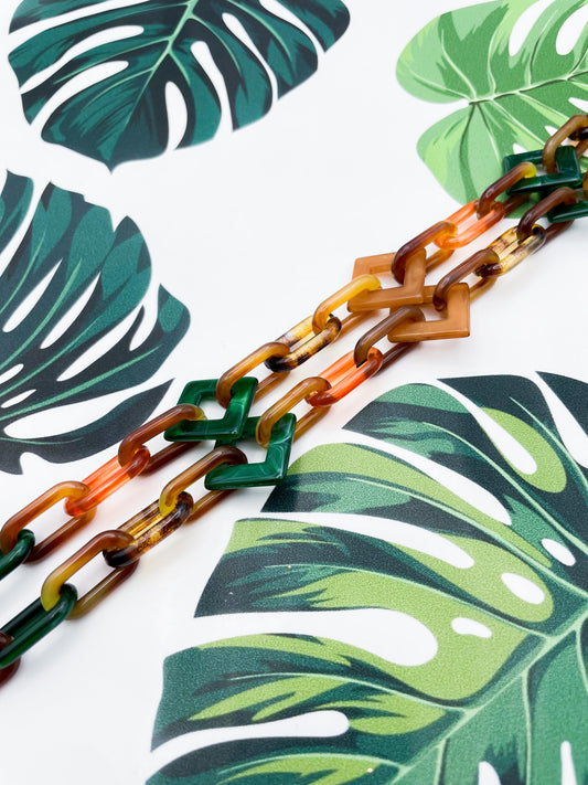 Emerald and Tortoise Shell Geometric Glasses Chain