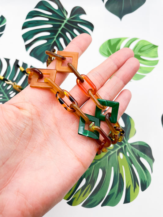 Emerald and Tortoise Shell Geometric Glasses Chain