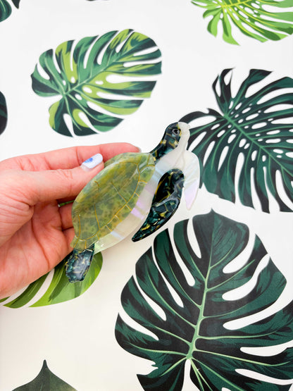Large Green Turtle Claw Clip