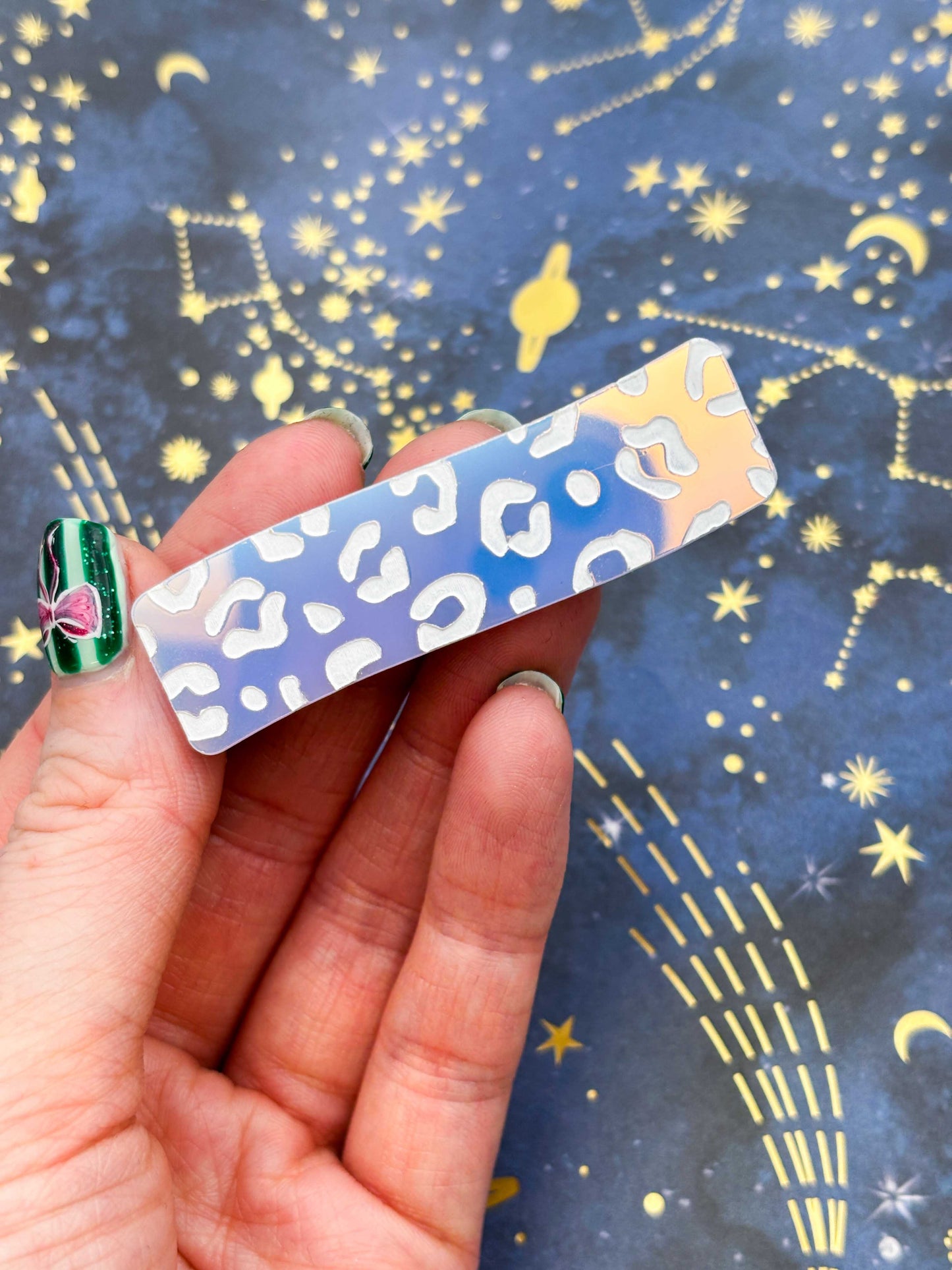 Iridescent Blue Leopard Print Rectangle Wave Acrylic Hair Clip