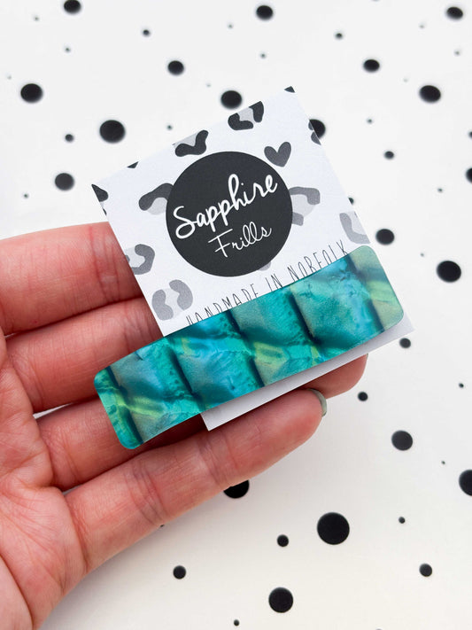 Teal & Gold Scale Shimmer Rectangle Wave Acrylic Hair Clip