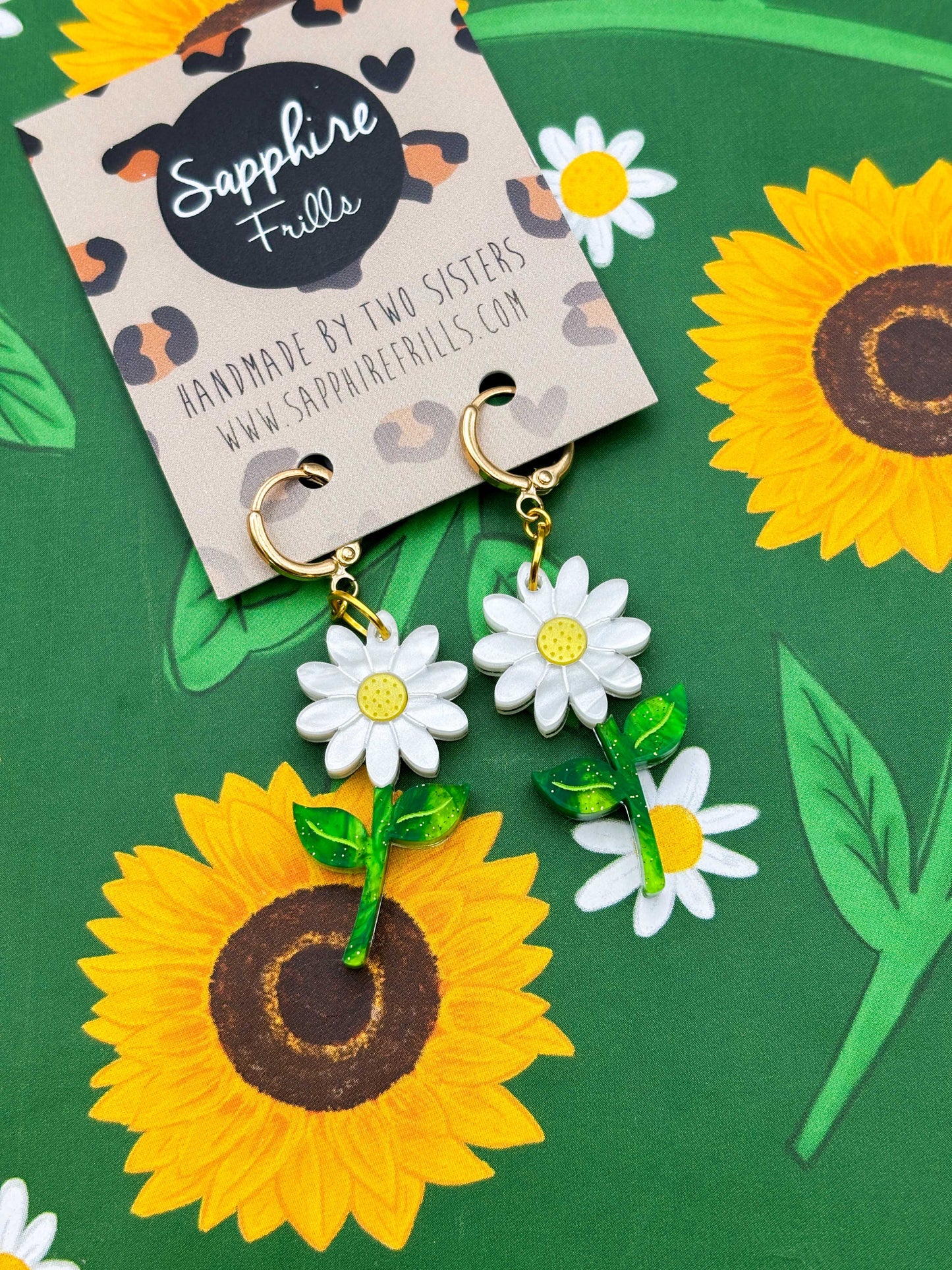 Large White Daisy Acrylic Dangle Earrings or Necklace – Hypoallergenic Stainless Steel