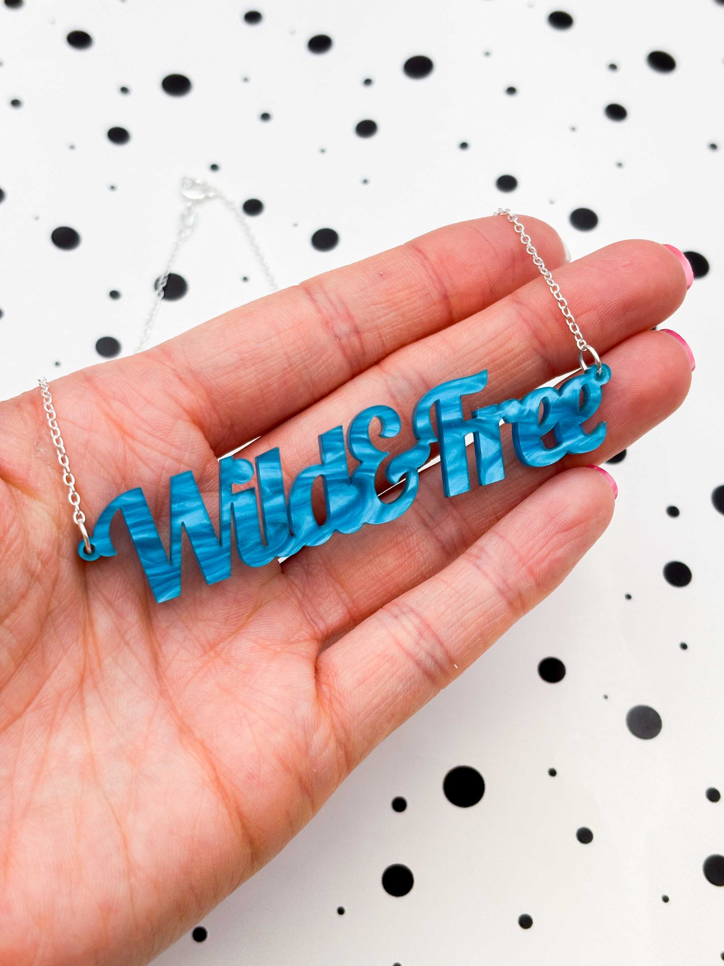 Personalised Acrylic Name/Number Necklace – Hypoallergenic Stainless Steel