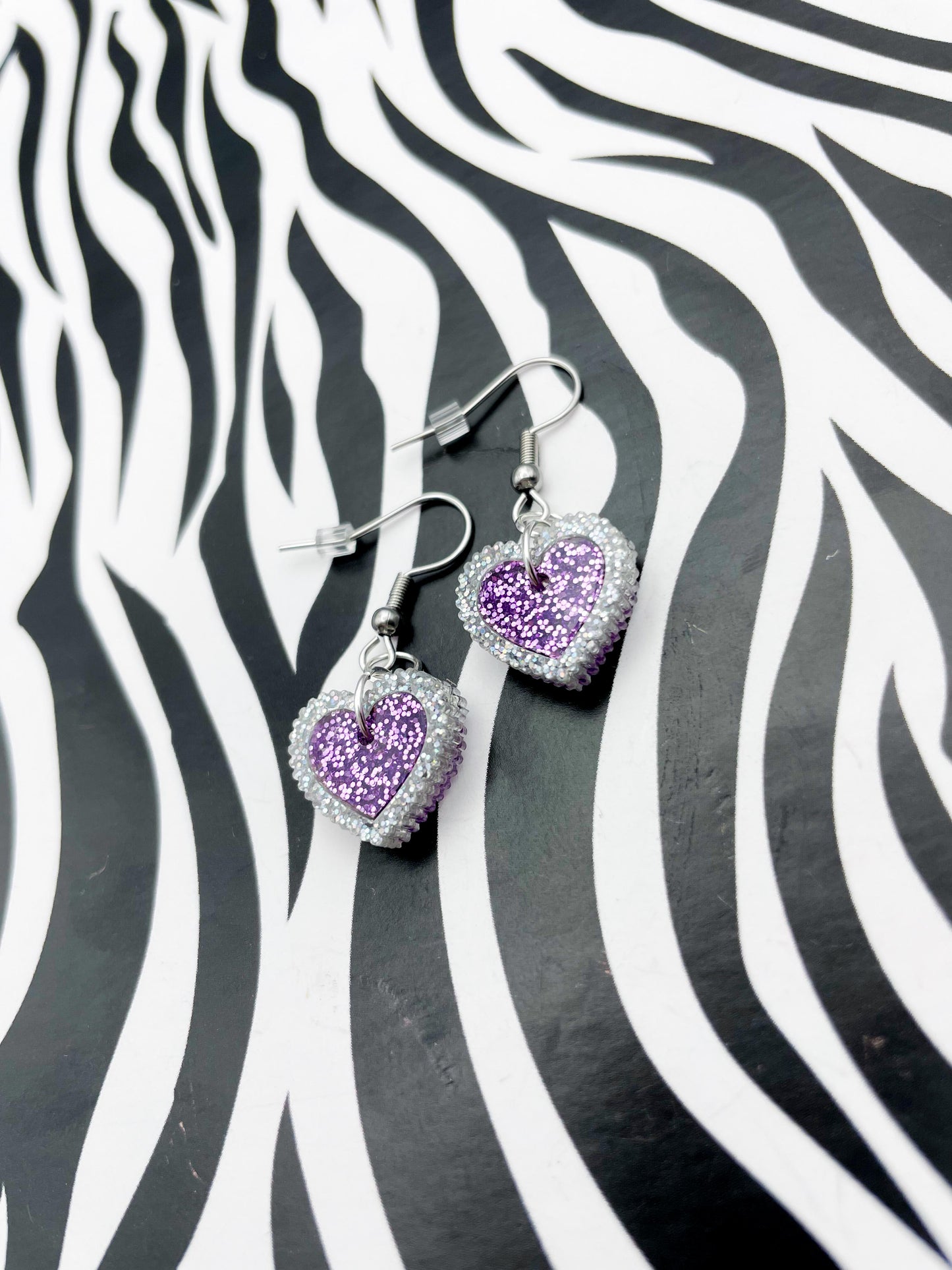 Small Mauve Purple and Holographic Silver Glitter Acrylic Scallop Heart Dangle Earrings