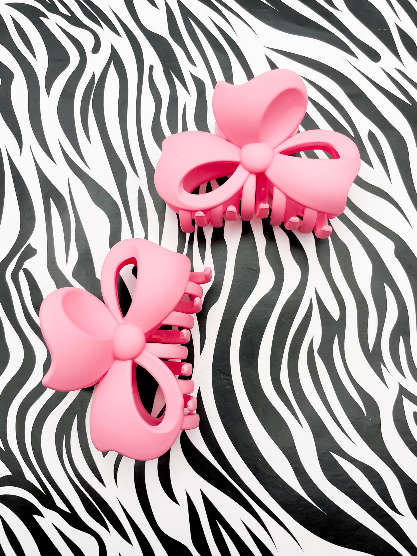 Medium Candy Pink Bow Claw Clip