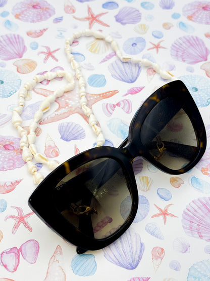 Ivory Conch Shell Glasses Chain