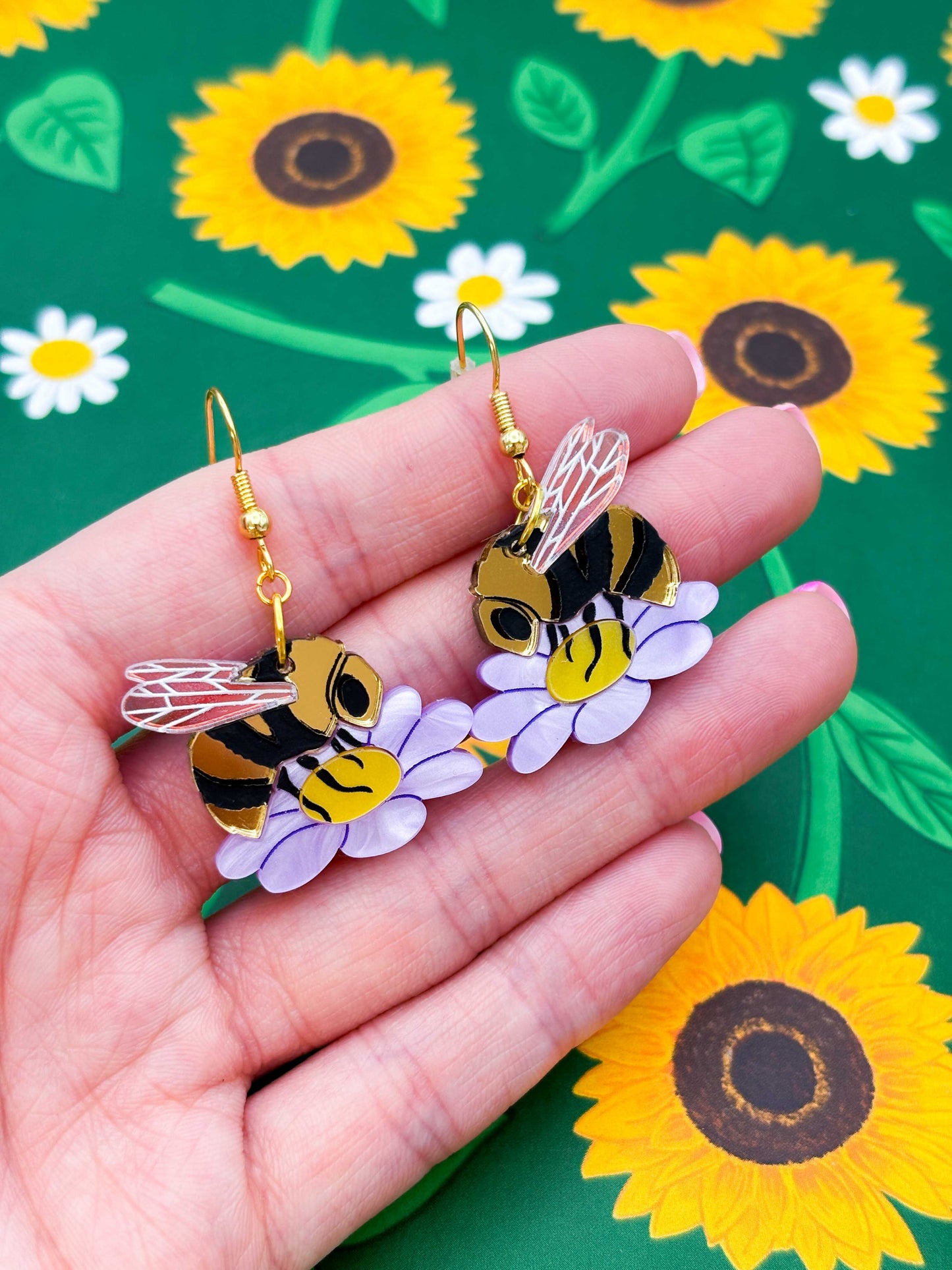Large Bumble Bee on a Lilac Marble Flower Dangle Earrings or Necklace – Hypoallergenic Stainless Steel