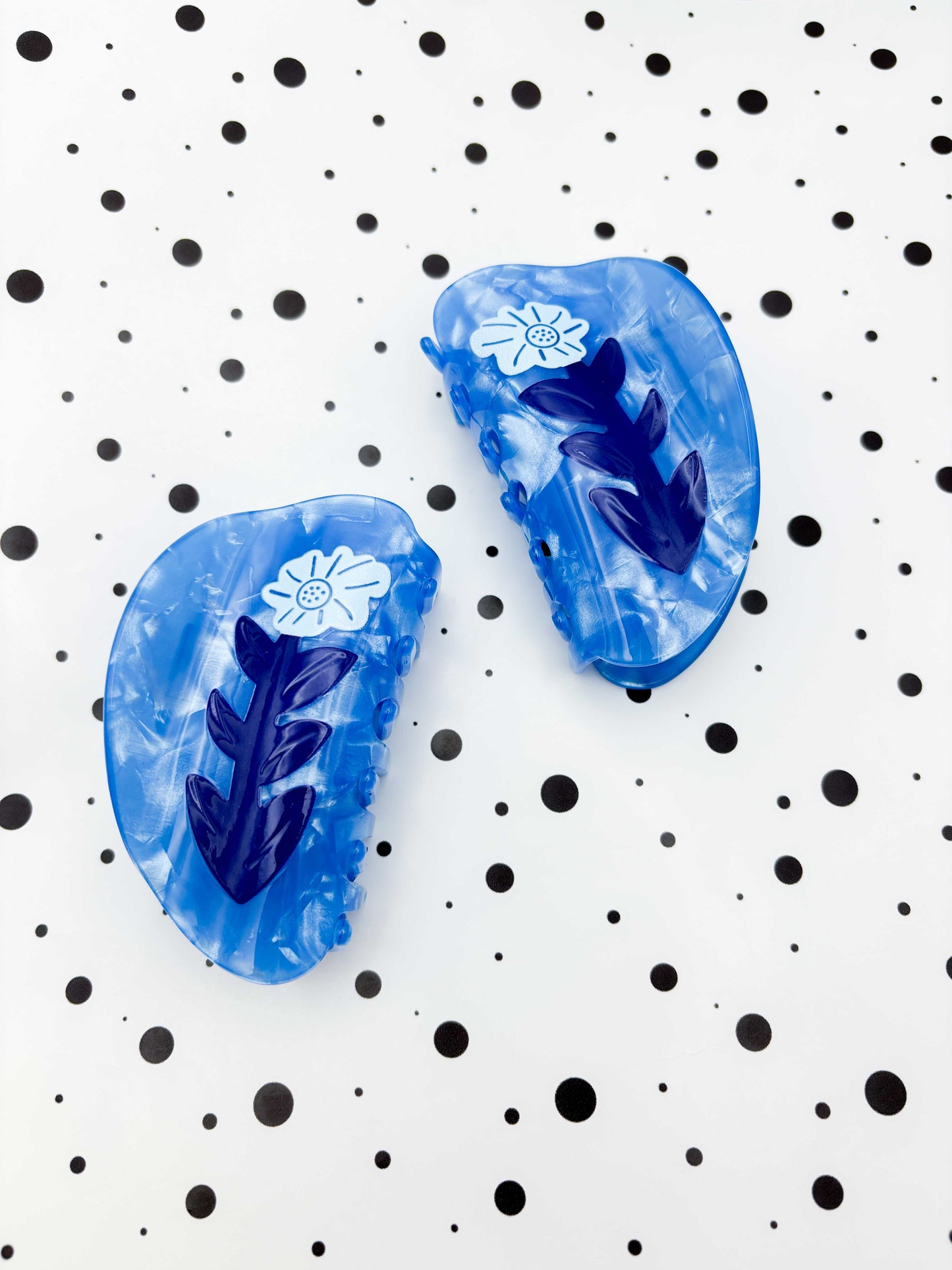 Medium Blue Sunflower Claw Clip