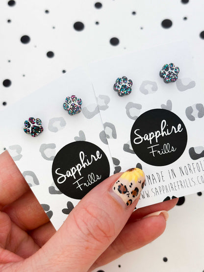 Micro Black Rainbow Glitter Paw Print Stud Earrings – Hypoallergenic Stainless Steel