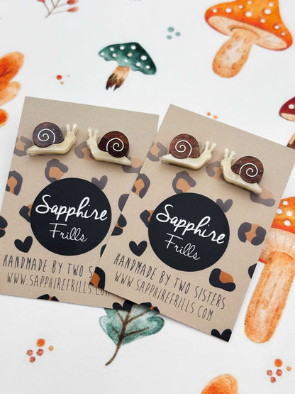 Small Brown Glitter Snail Studs – Hypoallergenic Stainless Steel