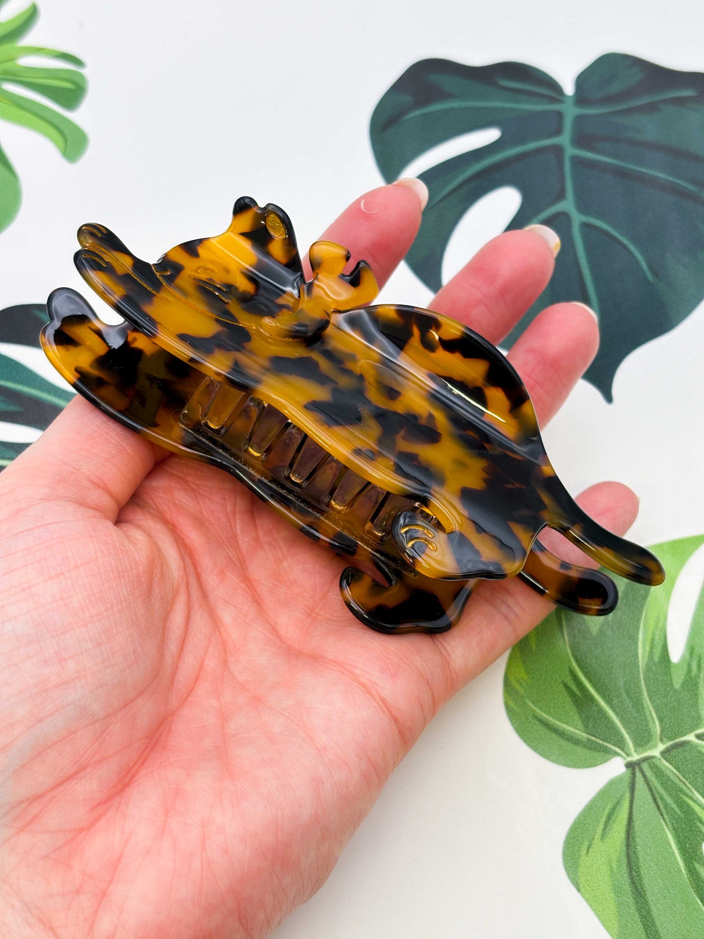 Large Ginger Tortoise Shell Cat Claw Clip