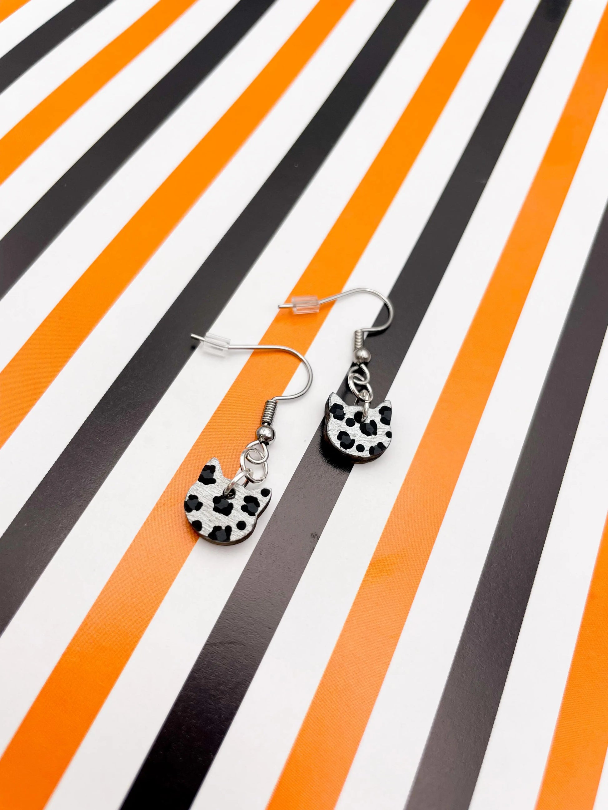 Mini Ghosty Leopard Print Cat Head Wooden Dangle Earrings from Sapphire Frills