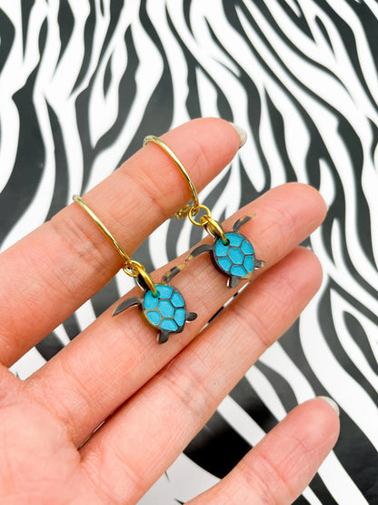 Small Turquoise and Tortoise Shell Acrylic Turtle Dangle Earrings from Sapphire Frills