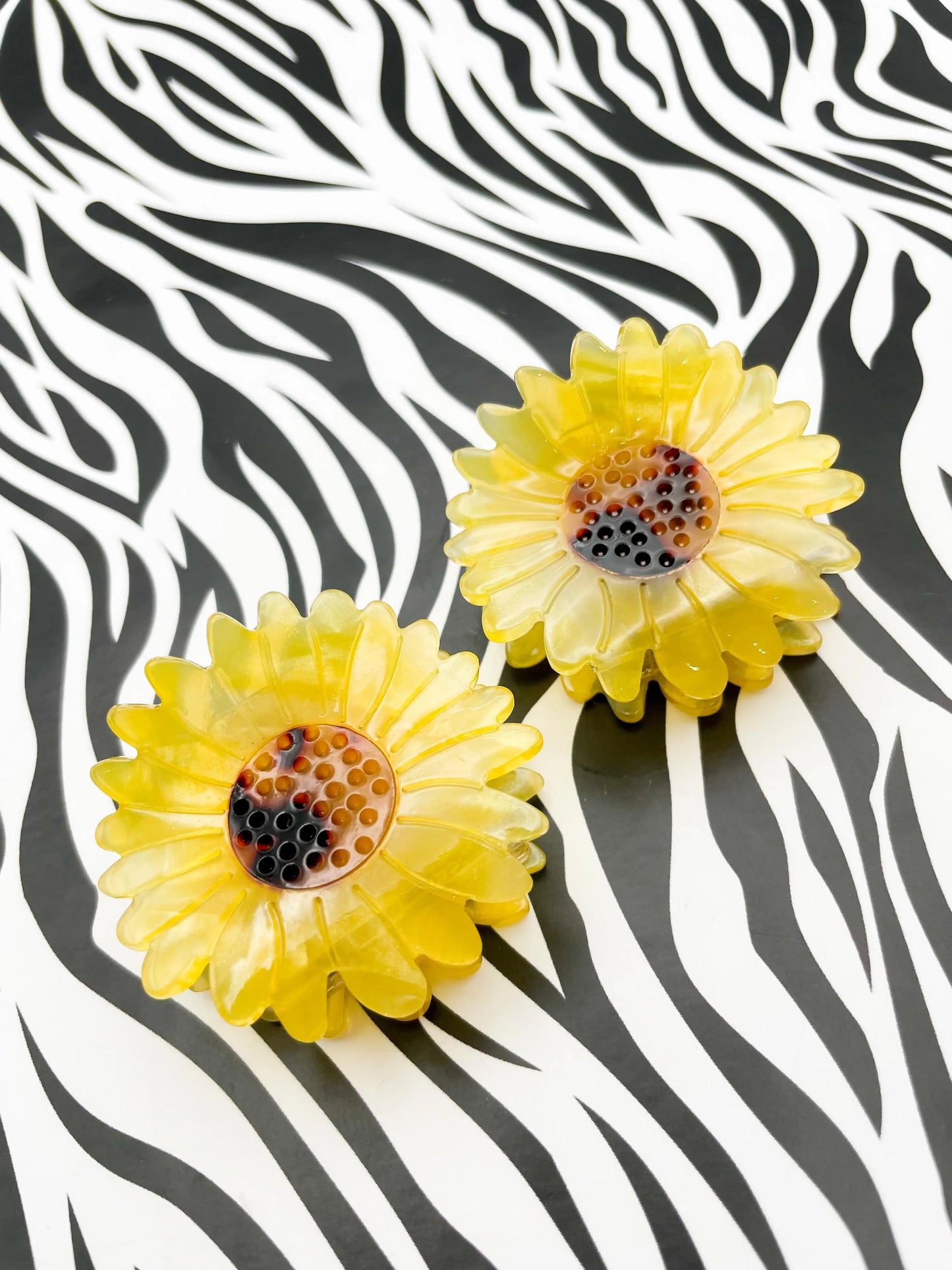 Small Yellow Sunflower Claw Hair Clip from Sapphire Frills