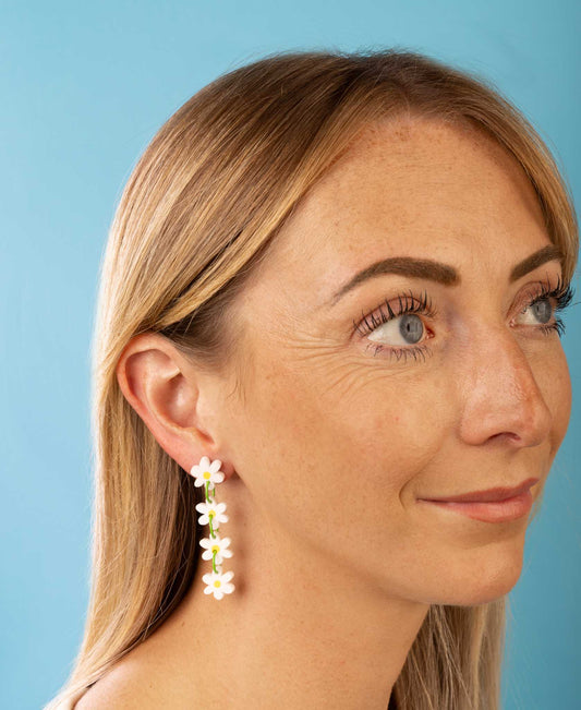 White Gloss Acrylic Daisy Chain Dangle Earrings – Hypoallergenic Stainless Steel