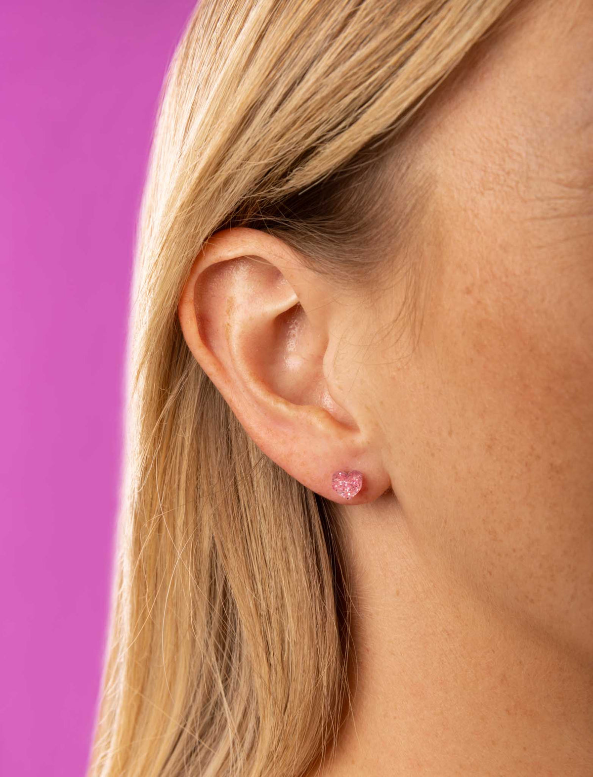 Micro Bubblegum Pink Glitter Acrylic Heart Stud Earrings – Hypoallergenic Stainless Steel